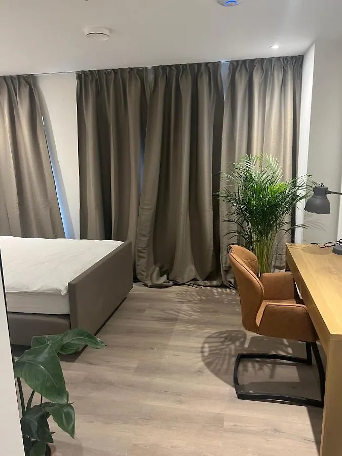 *** ホテル Tolstraat 75 - Senior Care Guesthouse アムステルダム オランダ